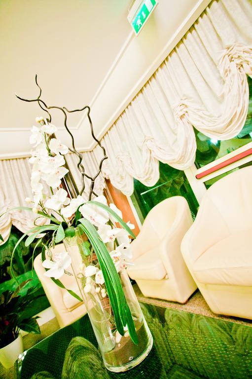 Hotel Ca D'Oro Червия Экстерьер фото
