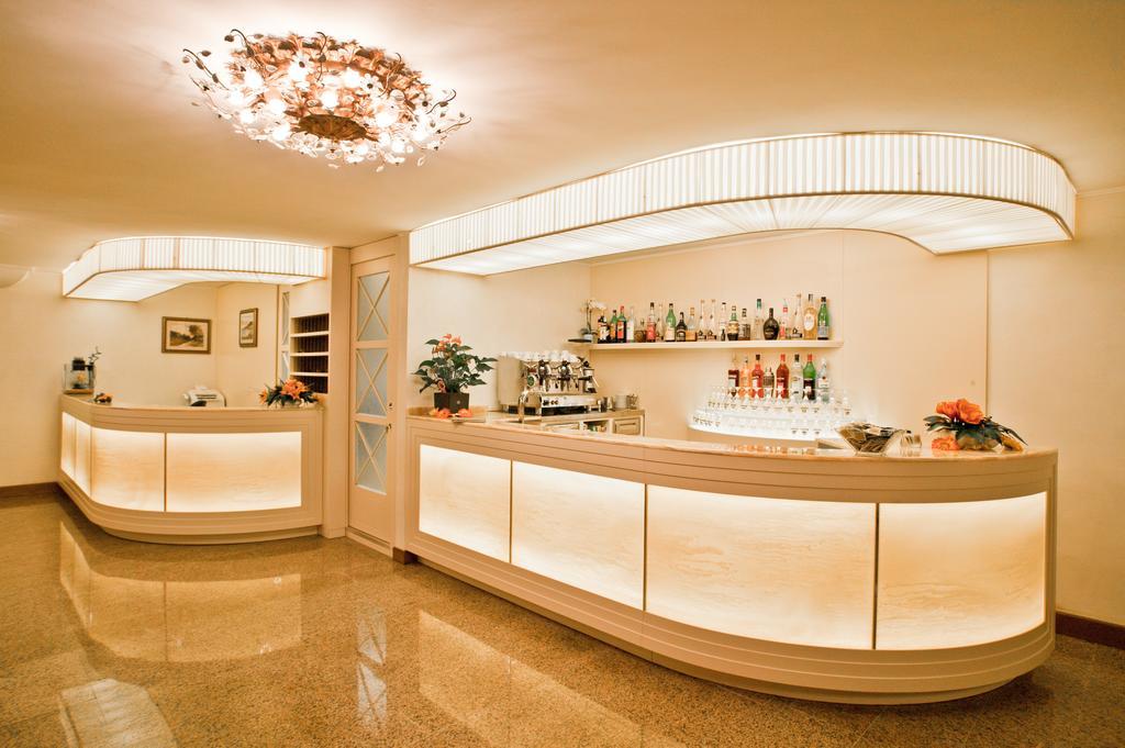 Hotel Ca D'Oro Червия Экстерьер фото