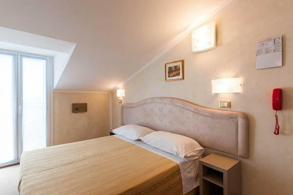 Hotel Ca D'Oro Червия Экстерьер фото